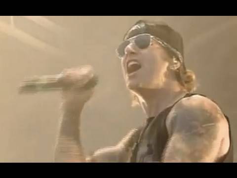 Avenged Sevenfold - Almost Easy [Live]